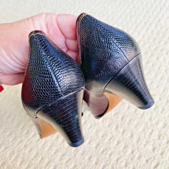 Vintage Cole Haan Ladies Shoes Classic Leather Wingtip Pumps Black & Brown 9AA - Picture 6 of 14